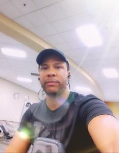 Elvis McConnell - Daddy Cardiff, United Kingdom